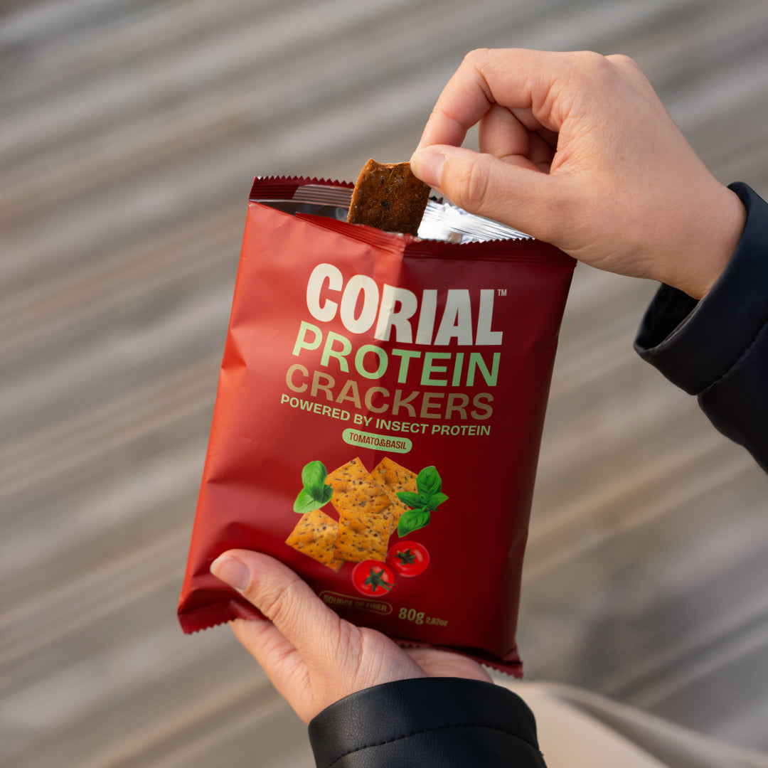 proteína de insetos snacks sustentáveis comida com insetos barras de proteína feitas com proteina de inseto snacks saudáveis com proteína de insetos comprar snacks de insetos onde comprar barras de proteína de insetos benefícios da proteína de insetos como a farinha de inseto é feita