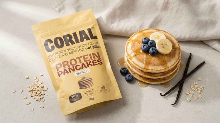 
                    
                      Panquecas proteicas CORIAL com toppings de fruta fresca
                    
                  