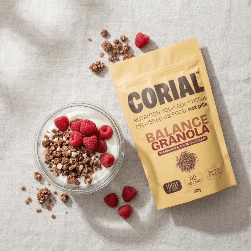 Tigela de granola CORIAL Framboesa e Chocolate Branco com iogurte e fruta fresca