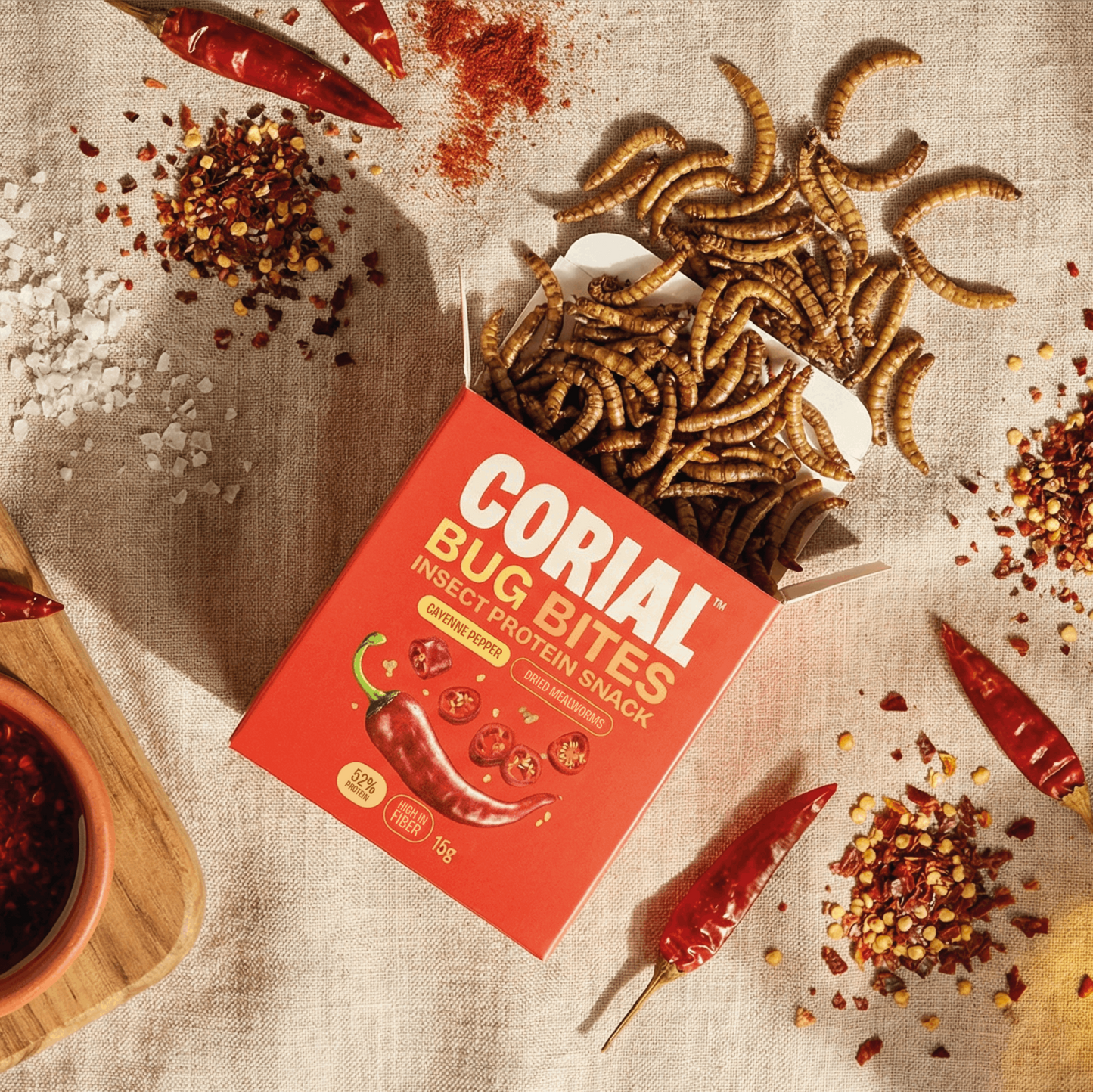 Bug Bites Larvas Pimenta Cayenne CORIAL — 52g proteína 15g
